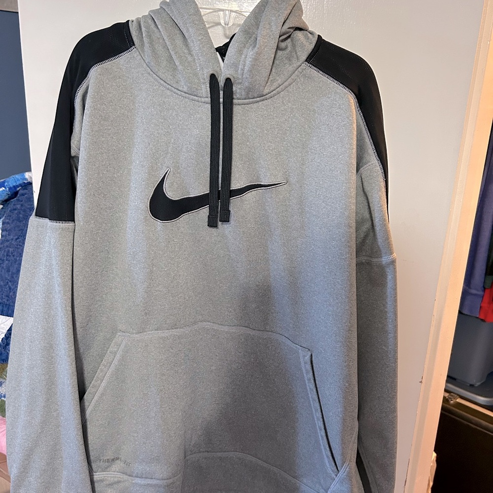 Gray Nike sweatshirt